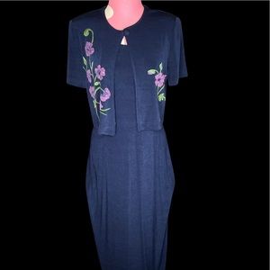 Short Sleeved Cardi w/Midi Dress